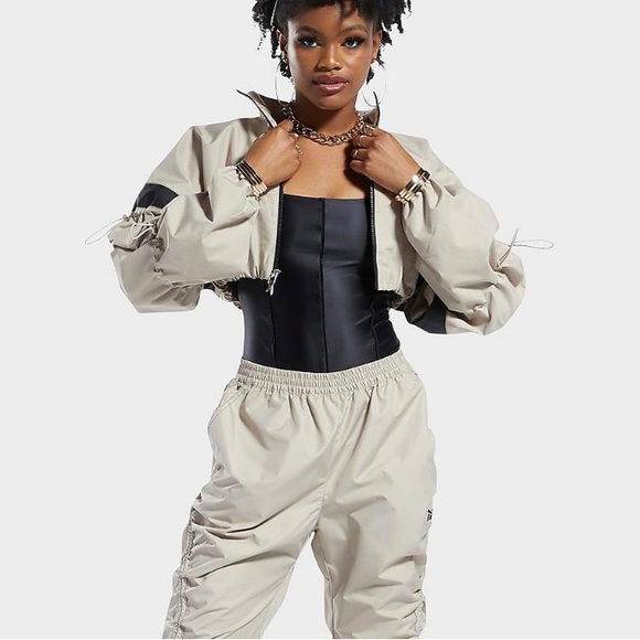 NWOT Reebok Cardi B Beige & Black Jogger Jacket & Pants Set - Picture 8 of 16